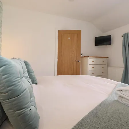 Holiday home Aryelle House *